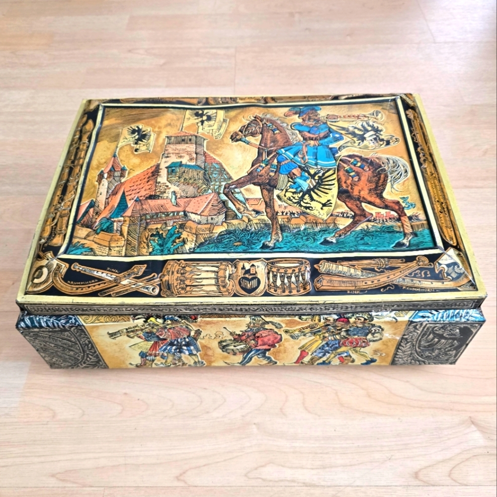 Vintage Large,LEBKUCHENFABRIK Biscuit Cookie Tin Nurnberg E.Otto Schmidt